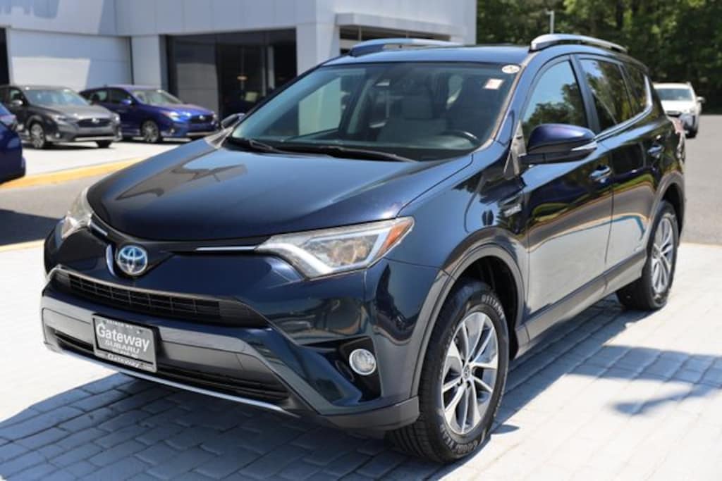 Used 2017 Toyota RAV4 Hybrid XLE SUV