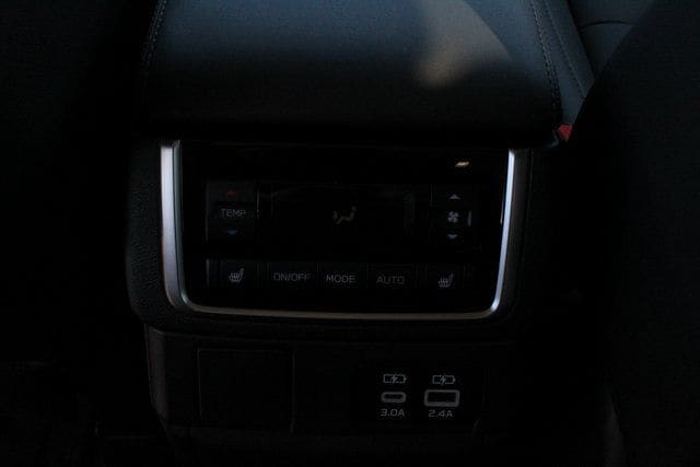 2026 Subaru Ascent Limited Bronze Edition - Photo 10