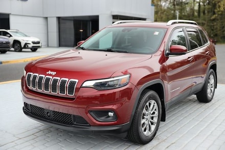 Featured Used 2021 Jeep Cherokee Latitude Lux SUV for Sale near Salisbury, MD