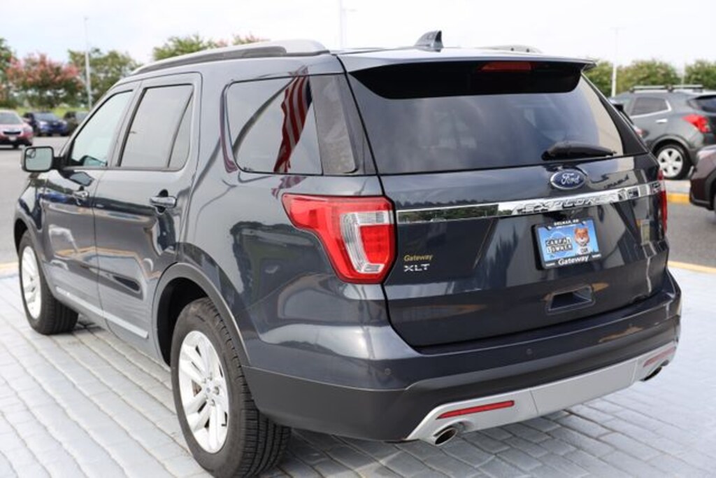 Used 2017 Ford Explorer XLT SUV