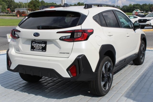 2025 Subaru Crosstrek Limited photo 3