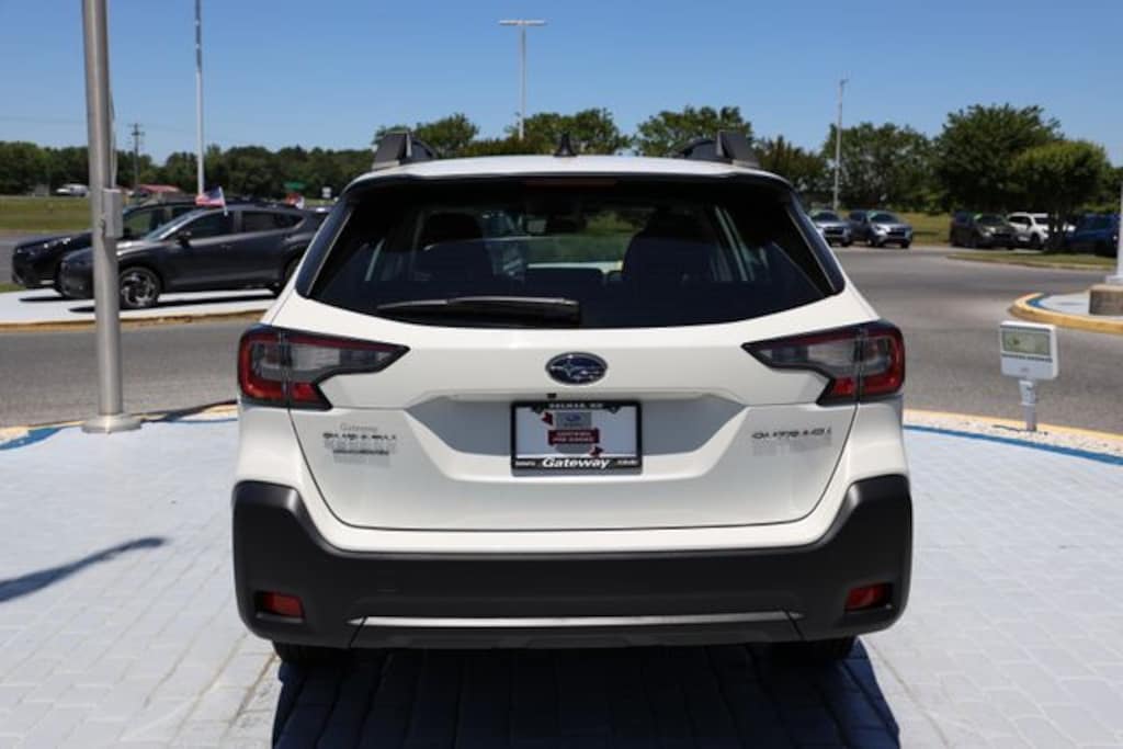 Certified 2025 Subaru Outback 2.5i SUV