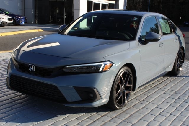 2022 Honda Civic Hatchback Sport Touring's photo