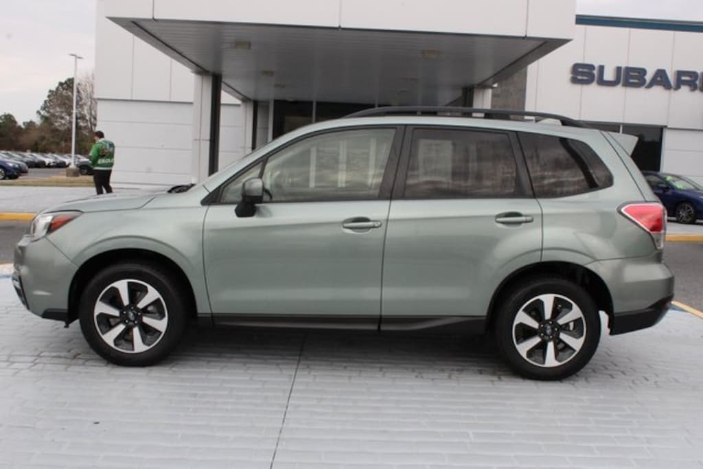 Used 2017 Subaru Forester 2.5i Premium SUV