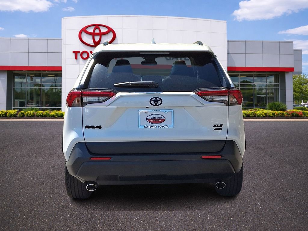 2025 Toyota RAV4 XLE Premium - Photo 6