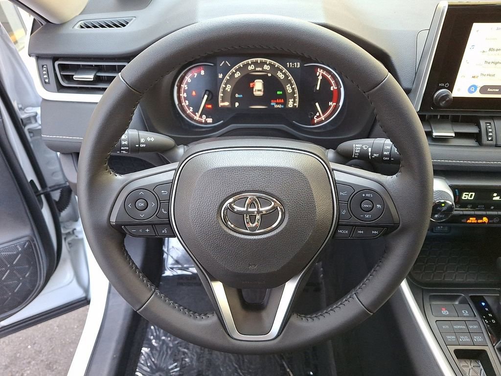 2025 Toyota RAV4 XLE Premium - Photo 19