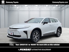 2025 Toyota Crown Signia XLE XLE