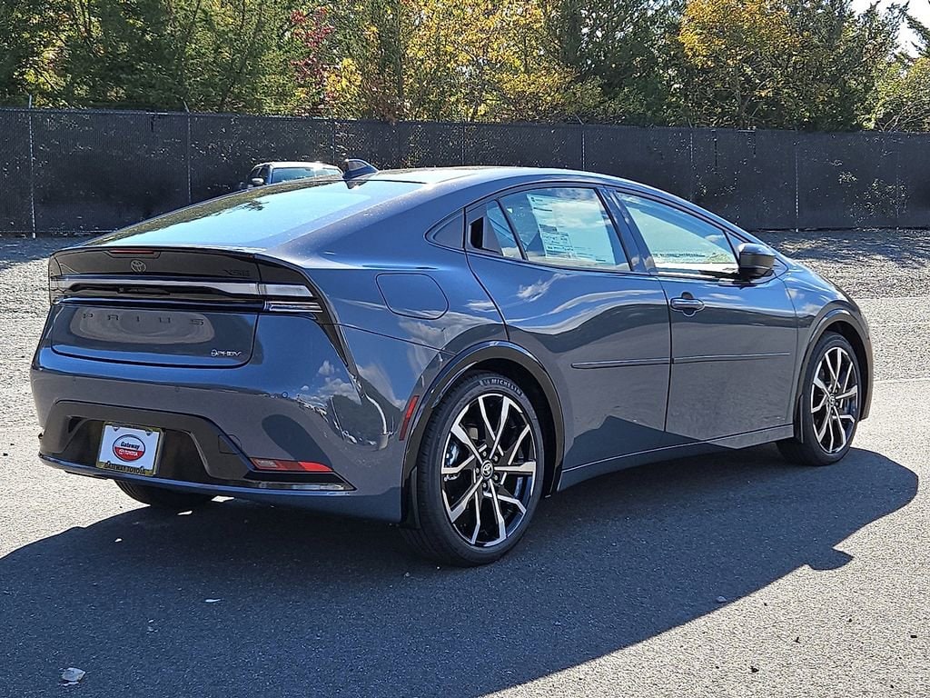 2026 Toyota Prius Plug-in Hybrid XSE - Photo 7