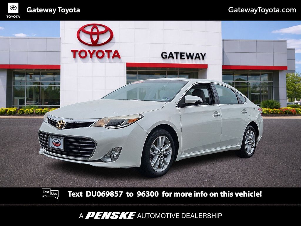 2013 Toyota Avalon Sedan 