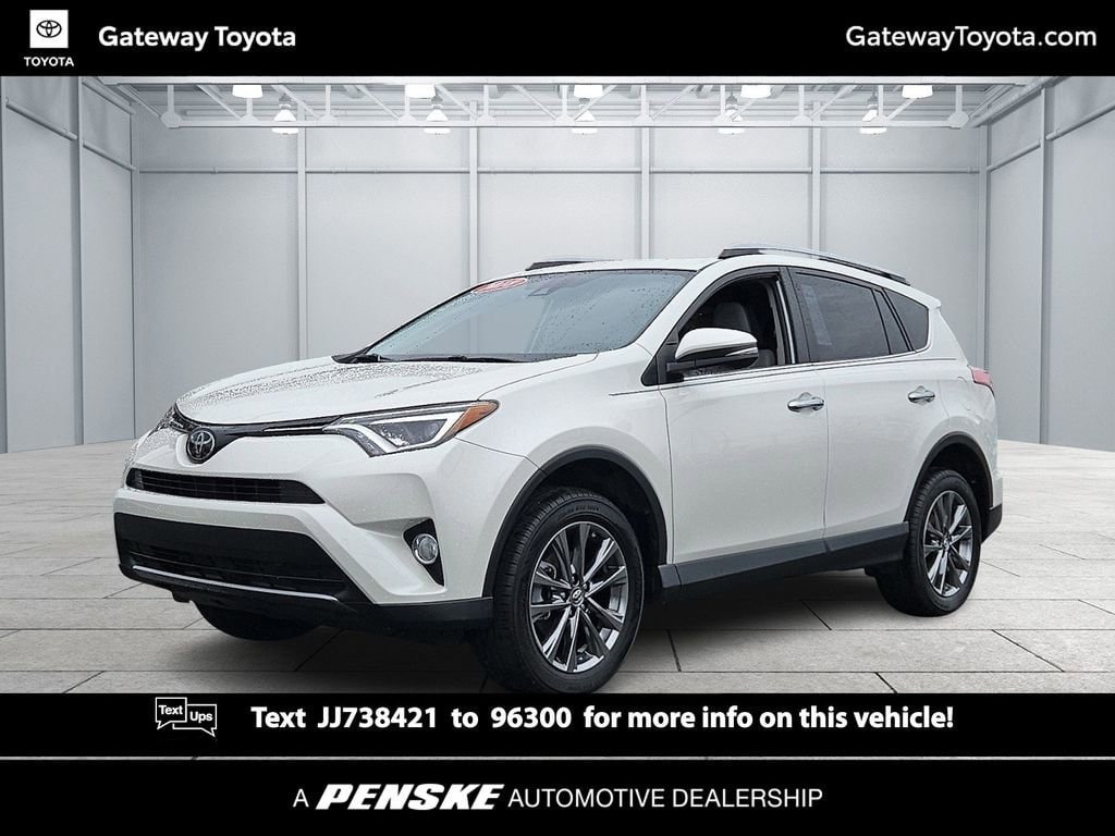 2018 Toyota RAV4 Limited's photo