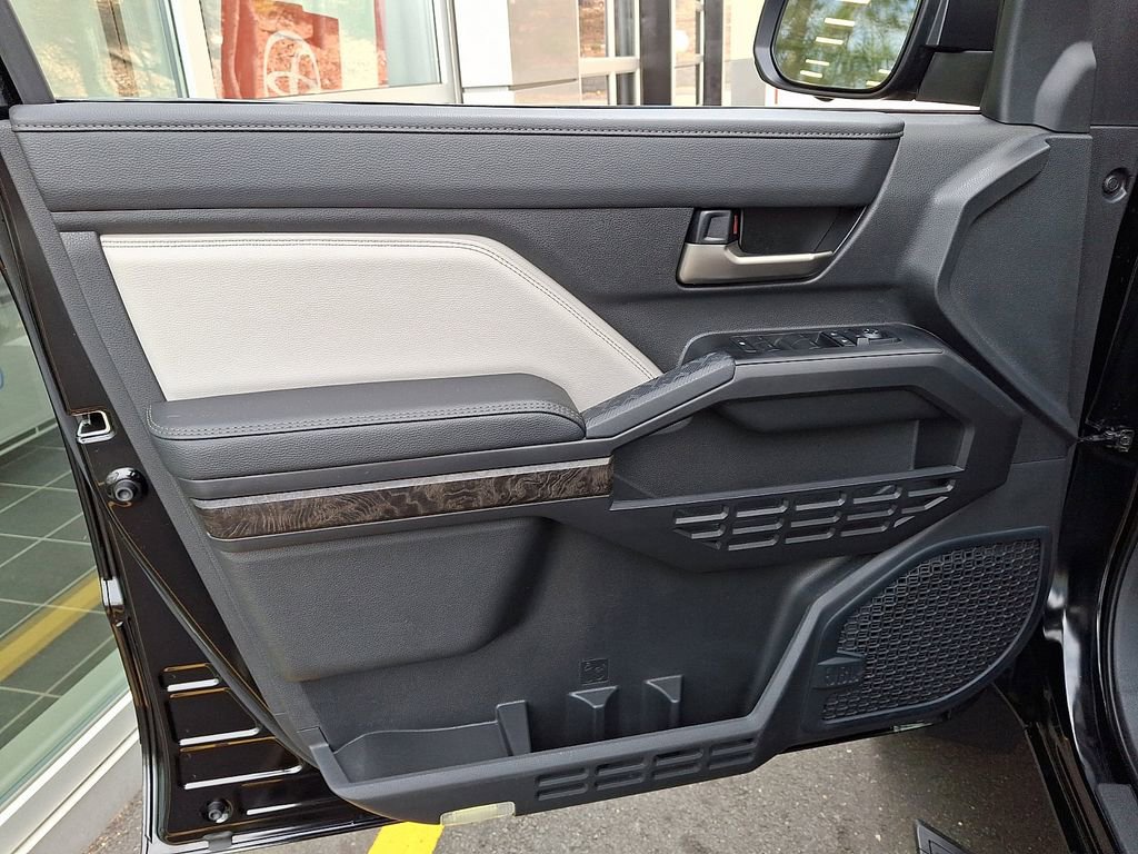 2024 Toyota Tacoma Limited - Photo 13