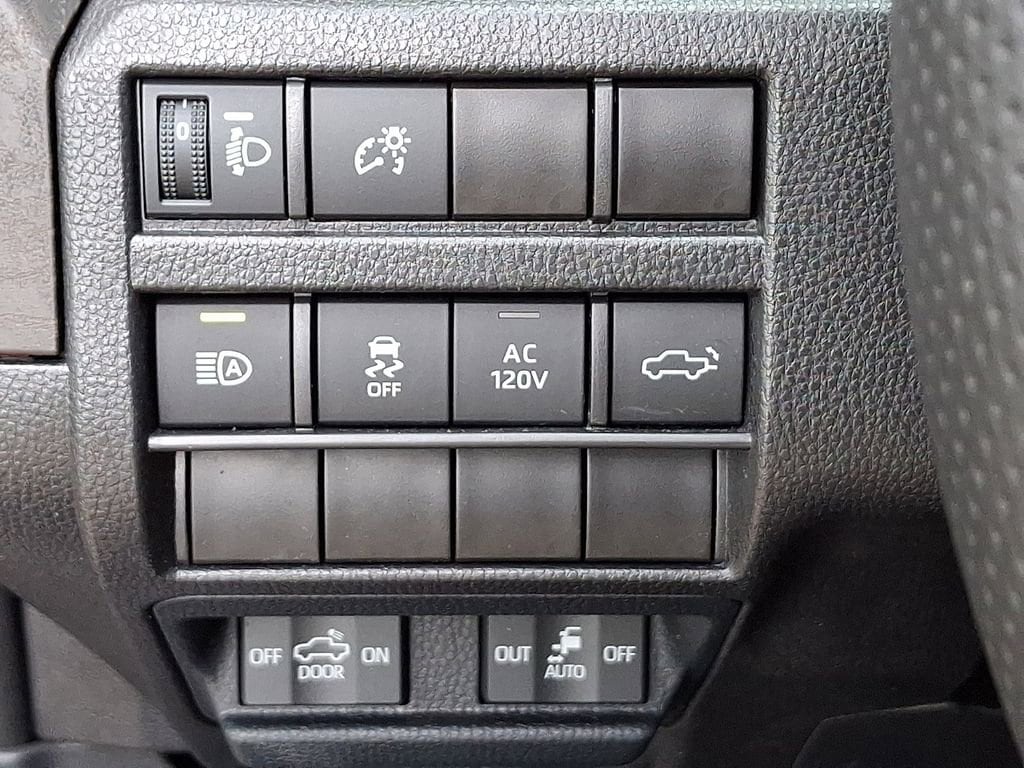 2024 Toyota Tacoma Limited - Photo 25