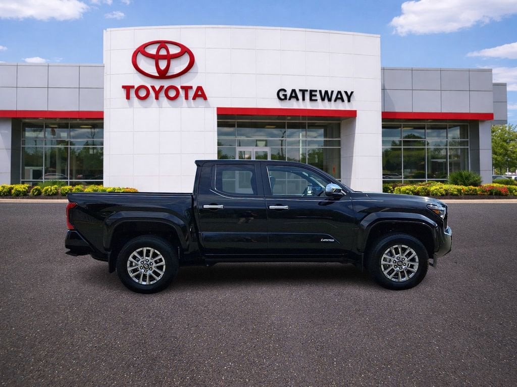 2024 Toyota Tacoma Limited - Photo 6