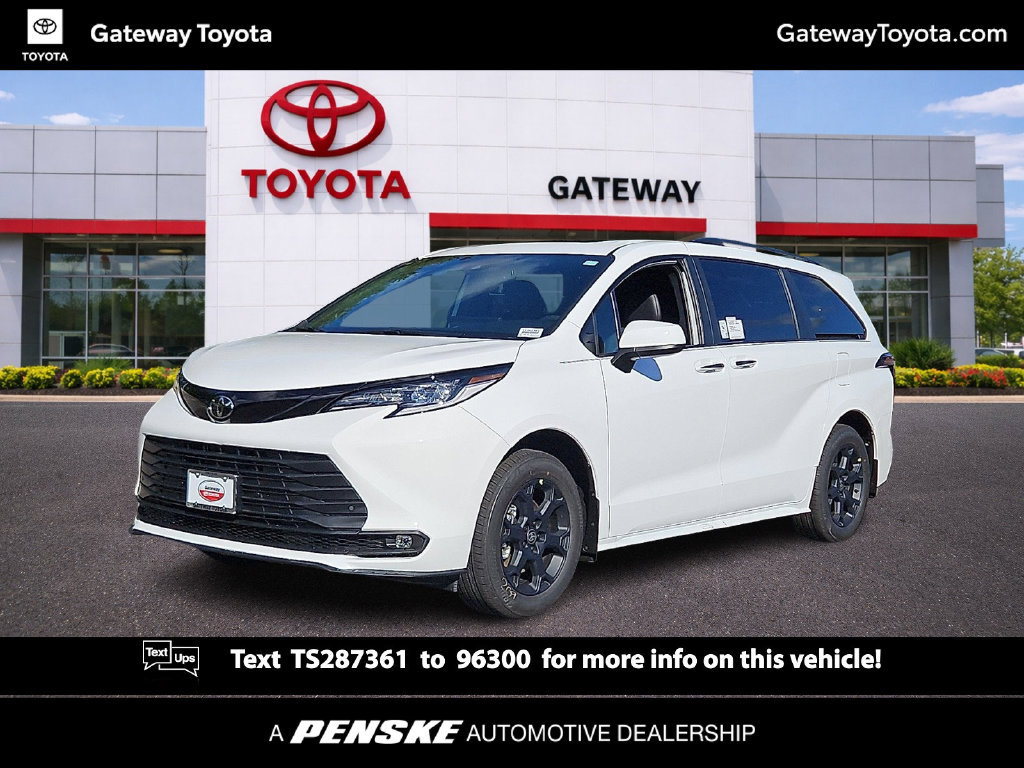 New 2026 Toyota Sienna Woodland Edition Van Passenger Van