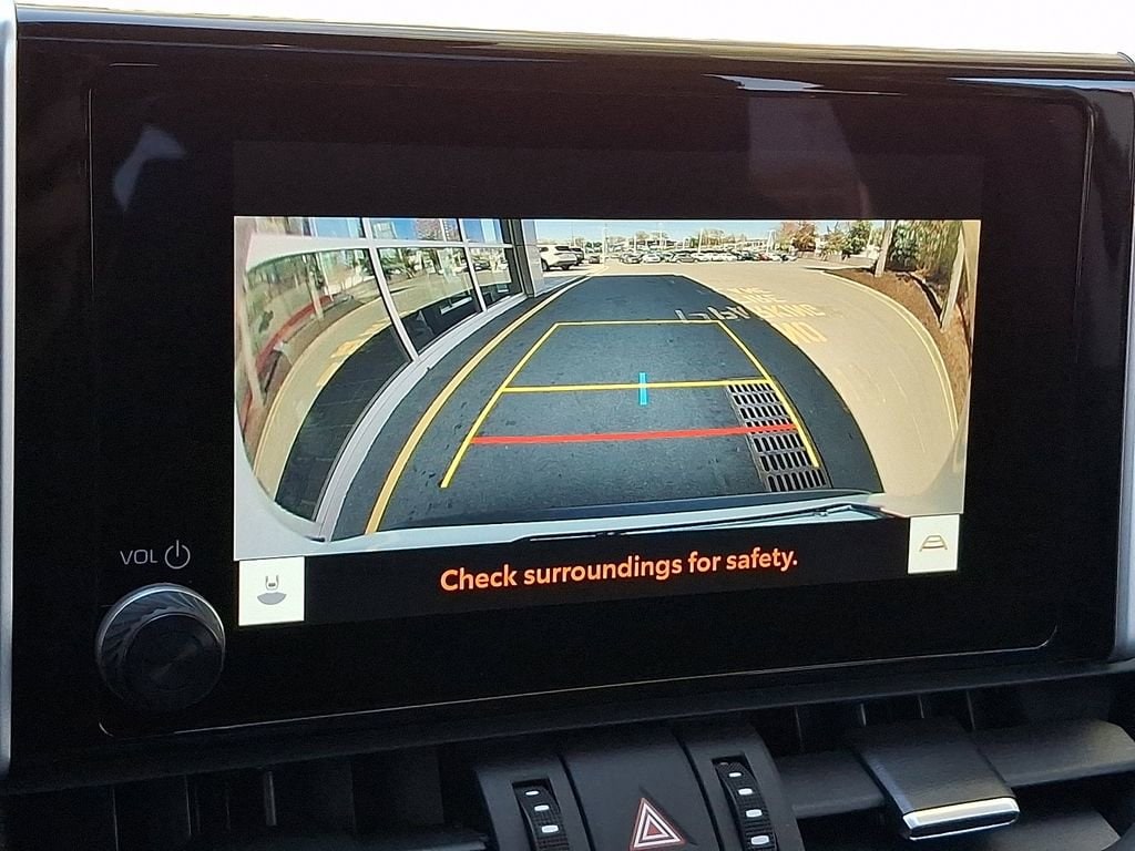 2025 Toyota RAV4 XLE Premium - Photo 18