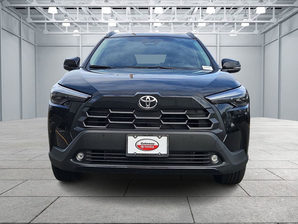 2026 Toyota Corolla Cross XLE photo 2