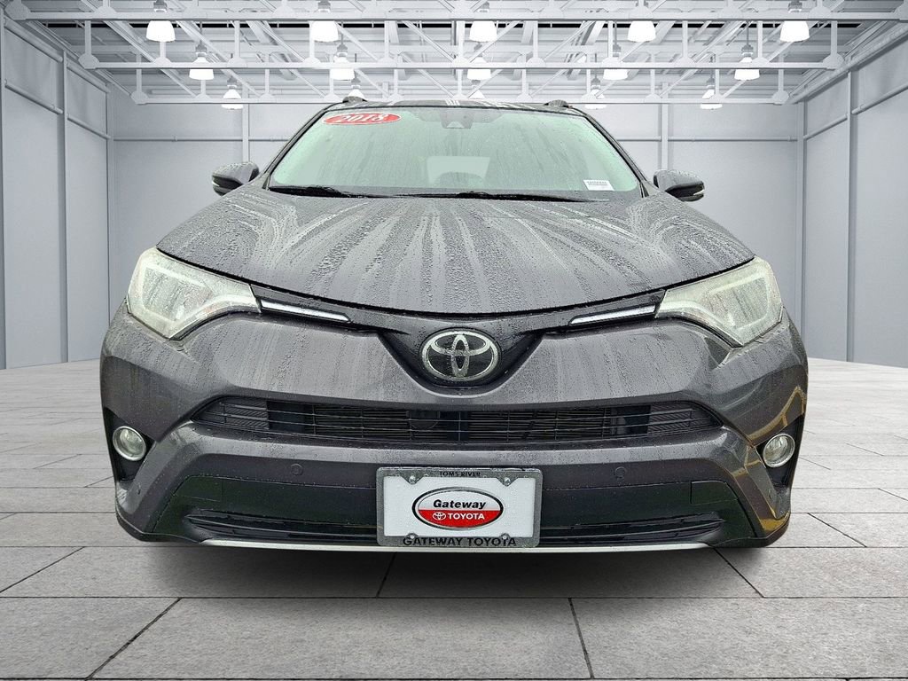 2018 Toyota RAV4 Adventure photo 2