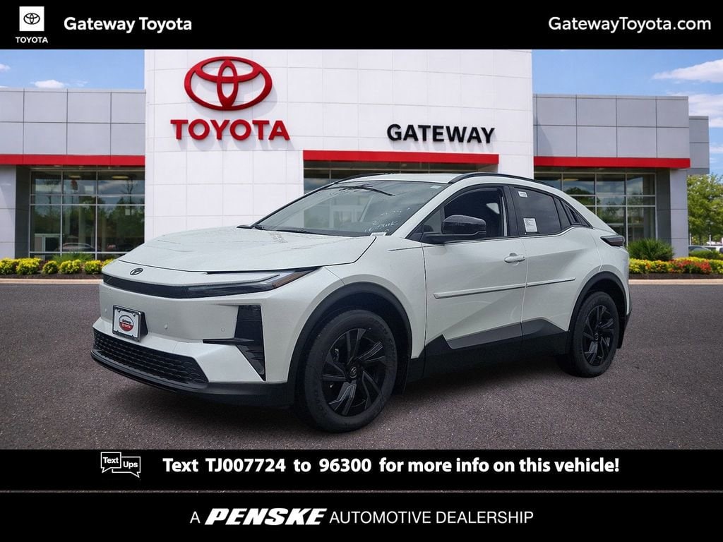 2026 Toyota C-HR SE AWD 