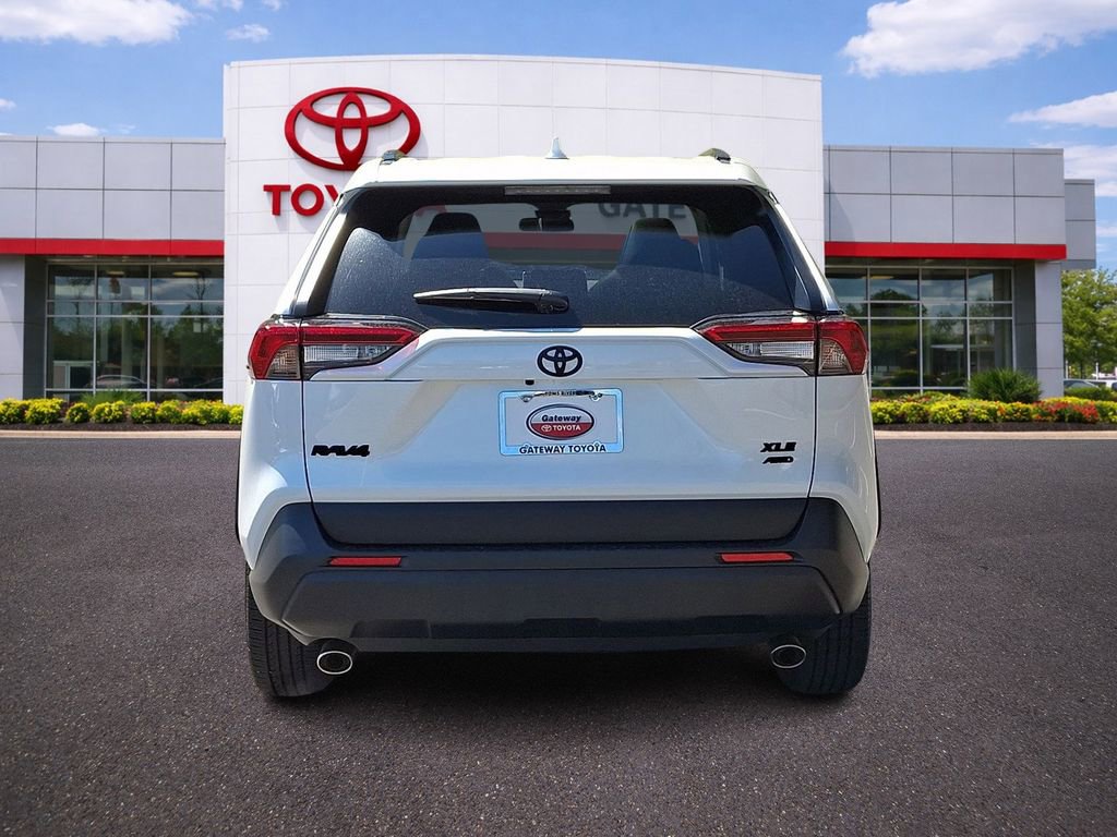 2025 Toyota RAV4 XLE Premium - Photo 6