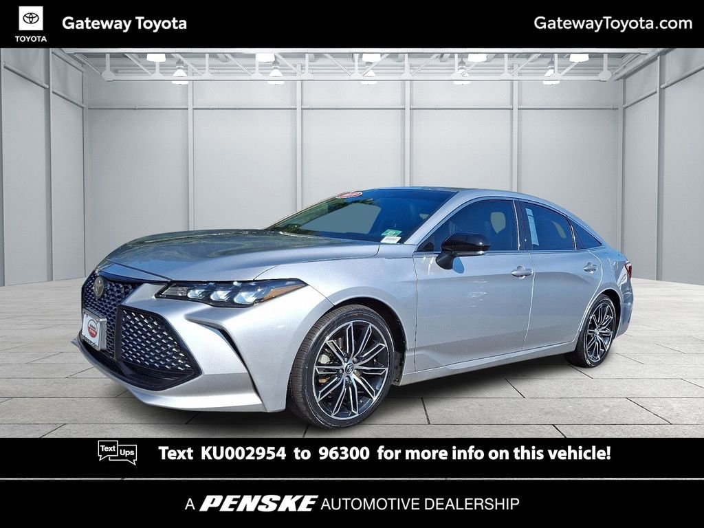 2019 Toyota Avalon Sedan 
