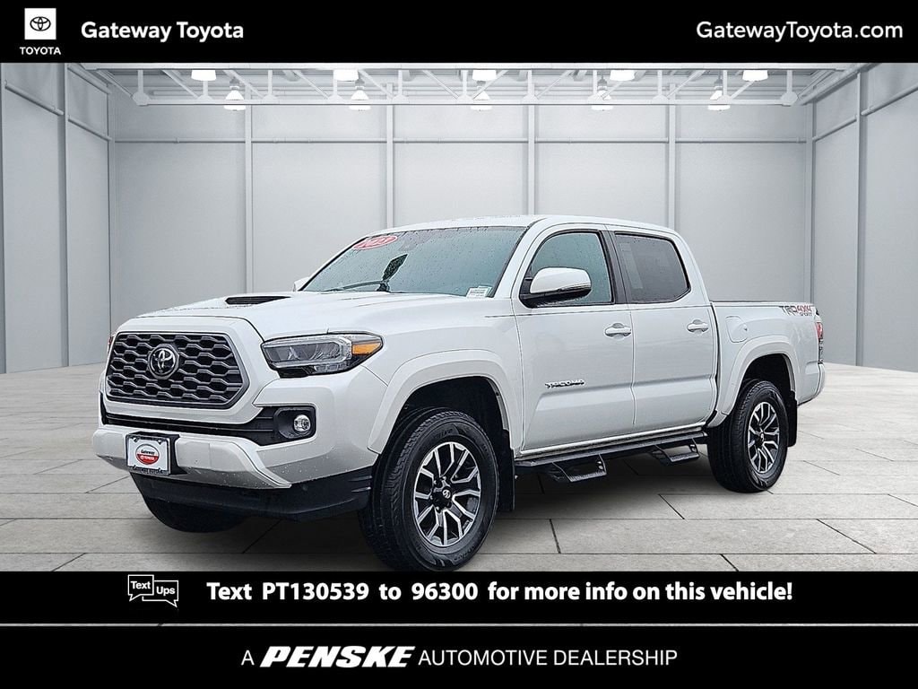 2023 Toyota Tacoma TRD Sport's photo