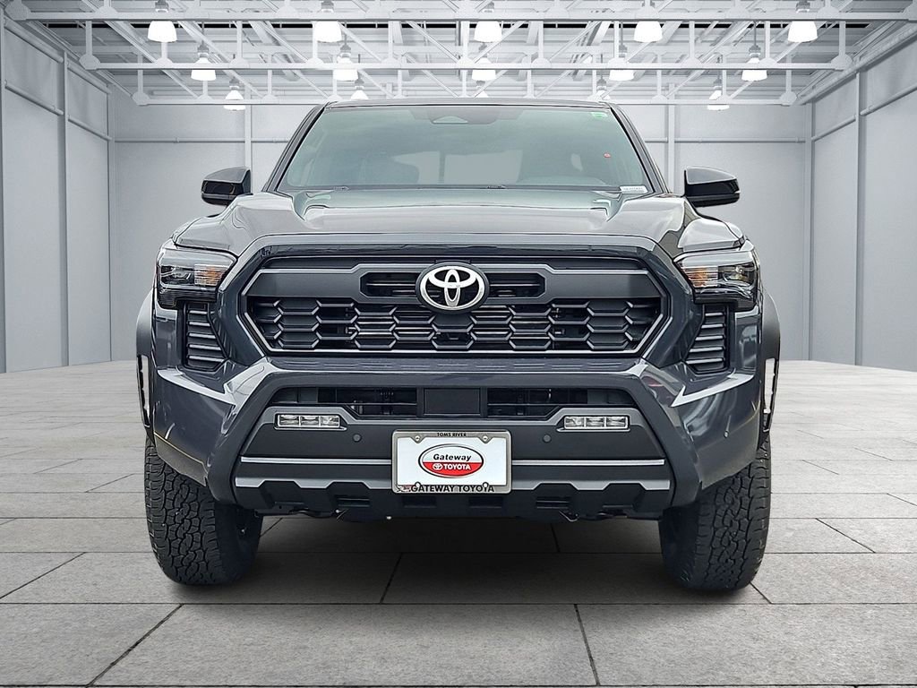 2025 Toyota Tacoma TRD Off-Road 4x4 Double Cab photo 2