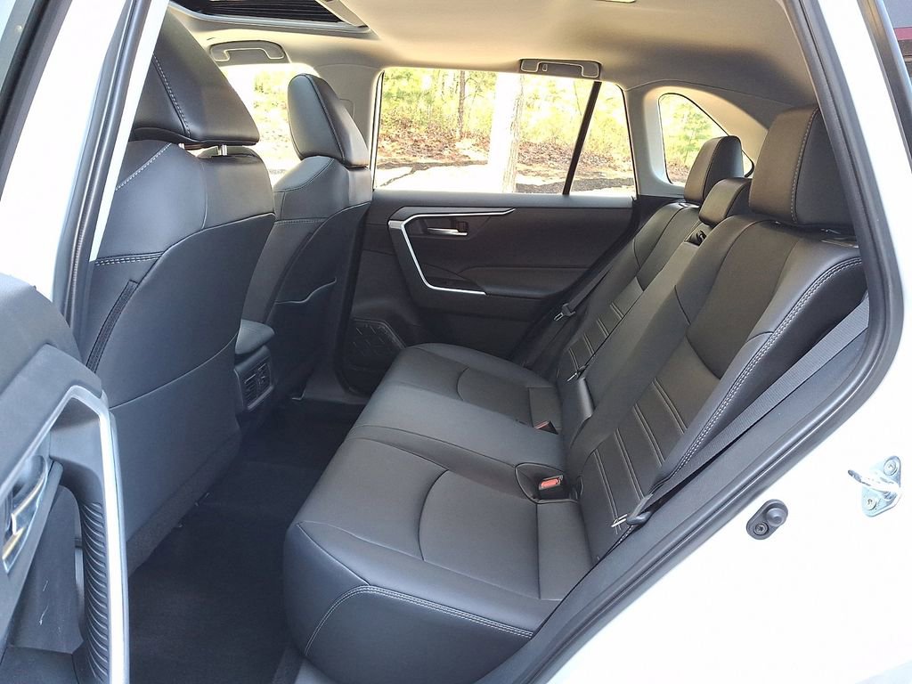 2025 Toyota RAV4 XLE Premium - Photo 11