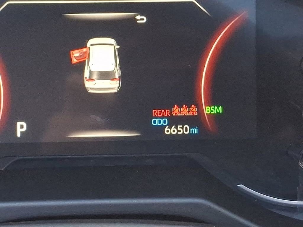 2025 Toyota RAV4 XLE Premium - Photo 20