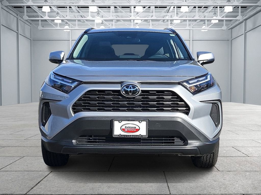 New 2025 Toyota RAV4 XLE XLE AWD SUV