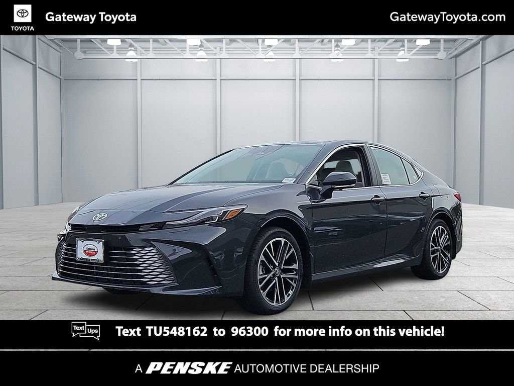 2026 Toyota Camry XLE's photo