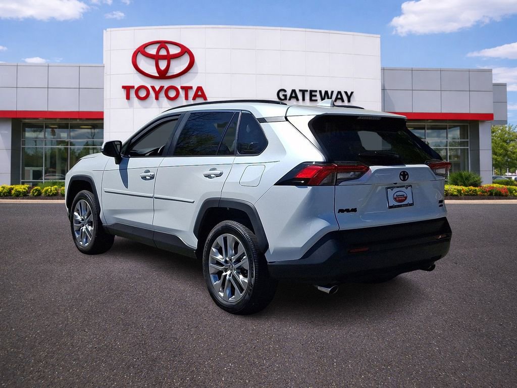2025 Toyota RAV4 XLE Premium - Photo 7