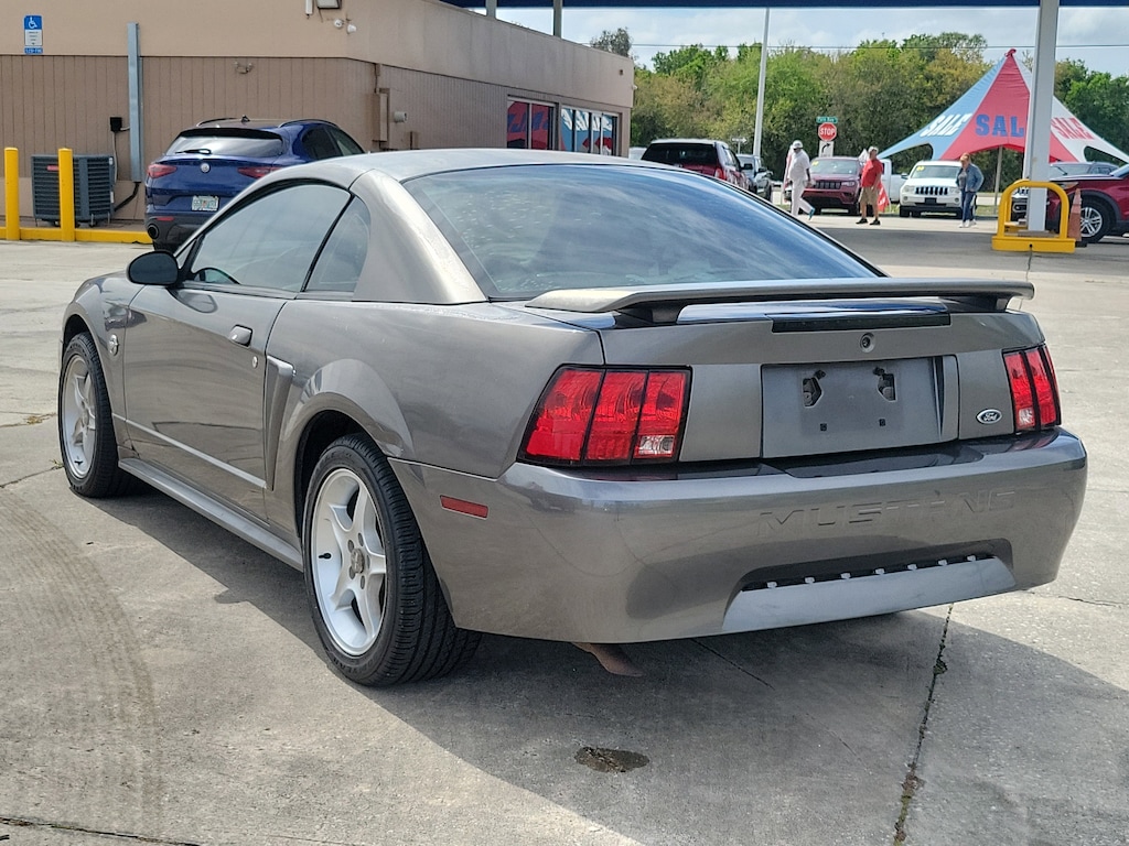 Used 2004 Ford Mustang Coupe
