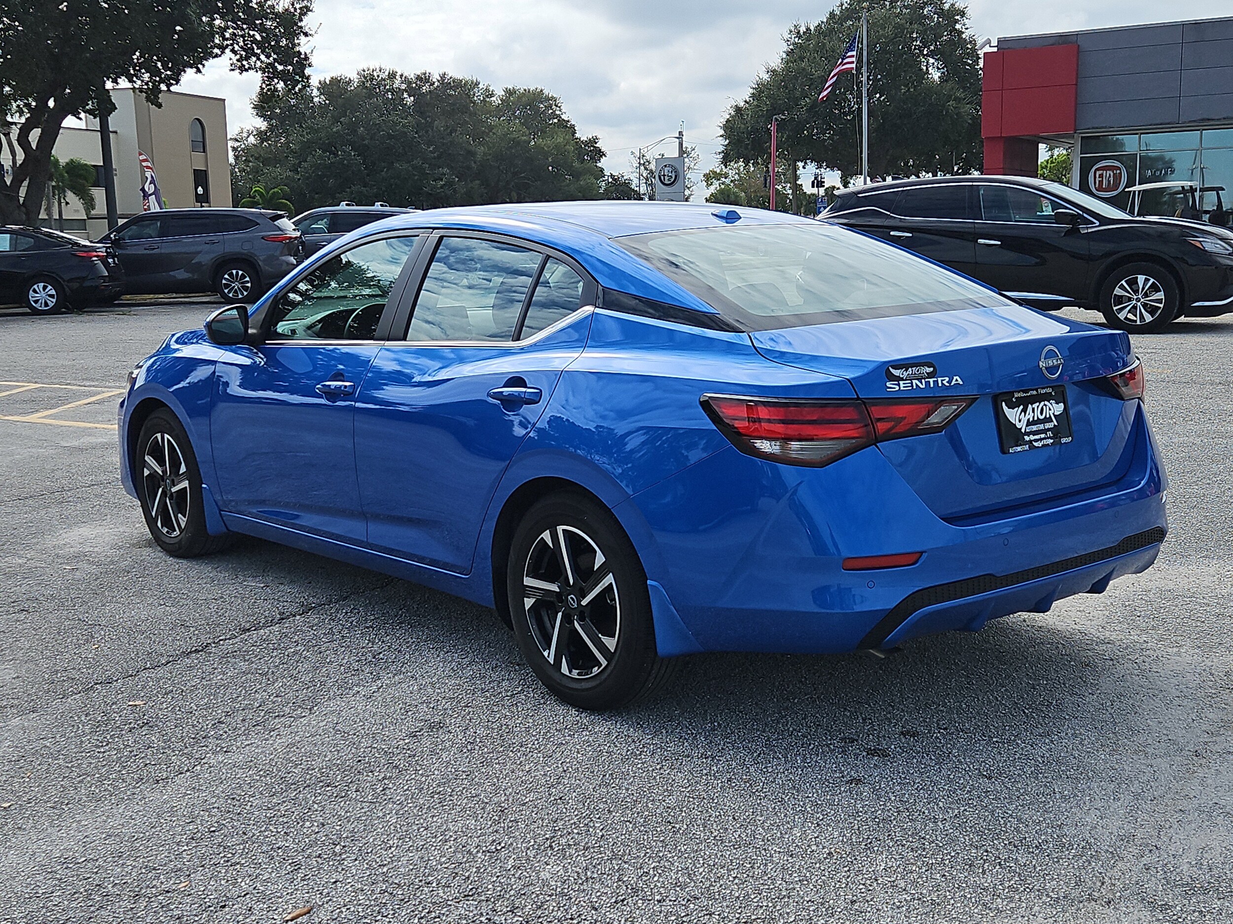 2025 Nissan Sentra SV photo 3