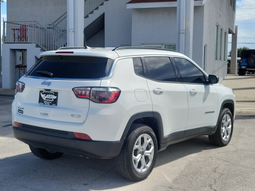 Used 2025 Jeep Compass Latitude SUV