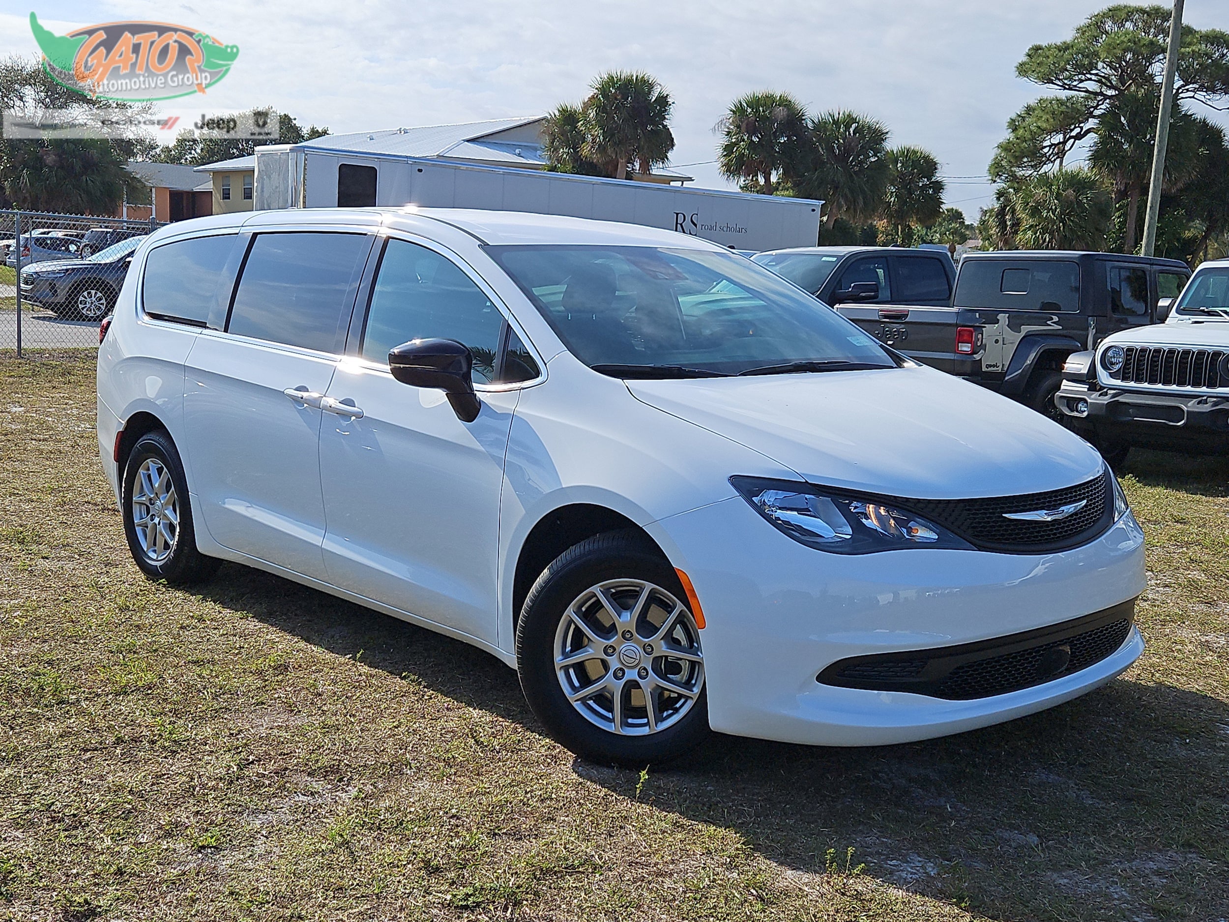 2026 Chrysler Voyager LX