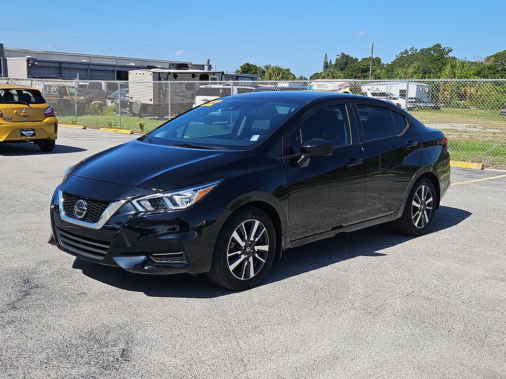 Used 2022 Nissan Versa 1.6 SV Sedan