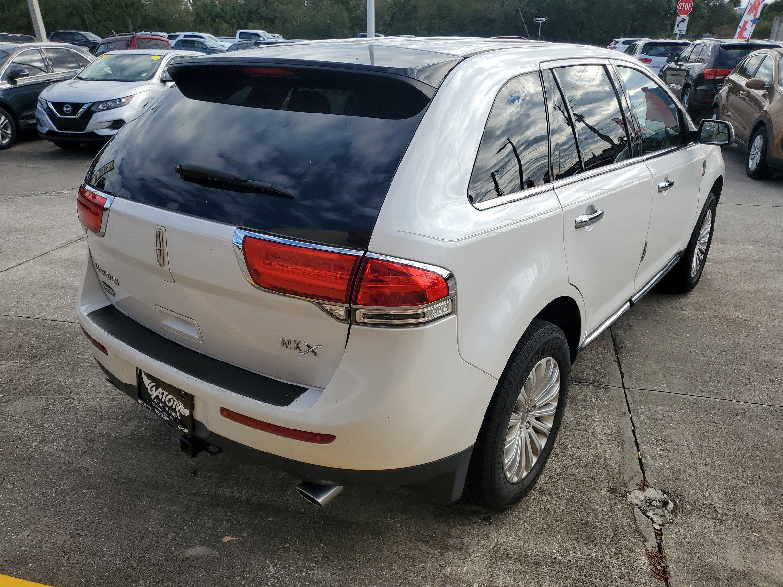 2013 Lincoln MKX photo 3