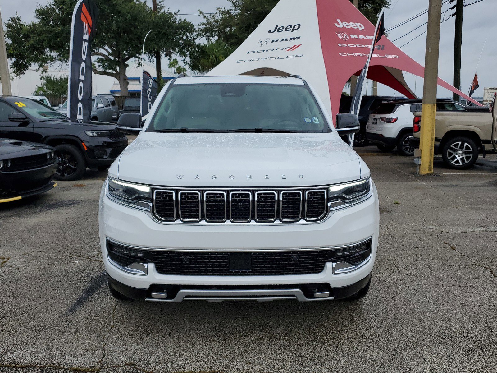 Used 2023 Jeep Wagoneer Series II with VIN 1C4SJVBPXPS563343 for sale in Melbourne, FL