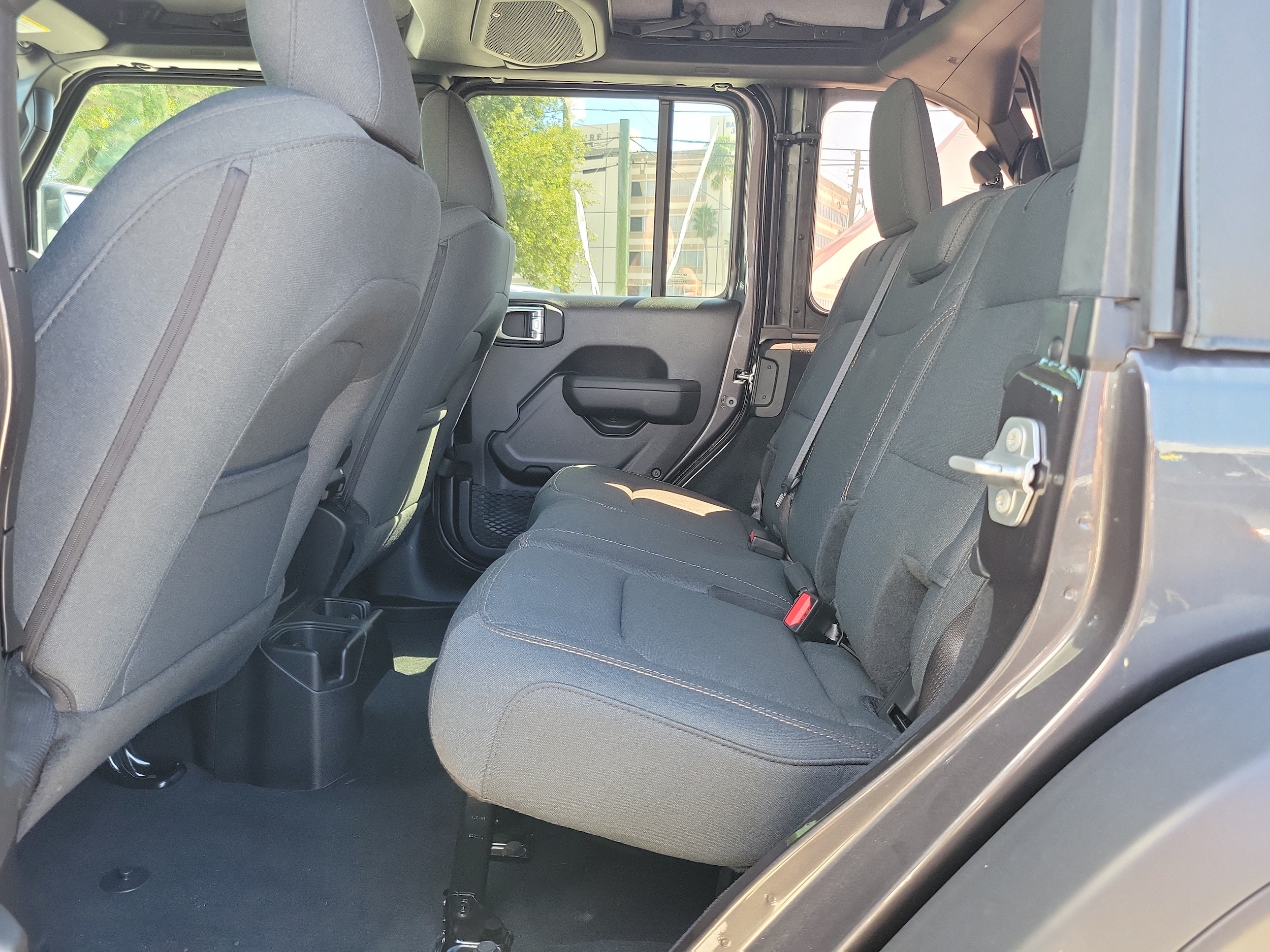 2026 Jeep Wrangler 4-Door Willys - Photo 7