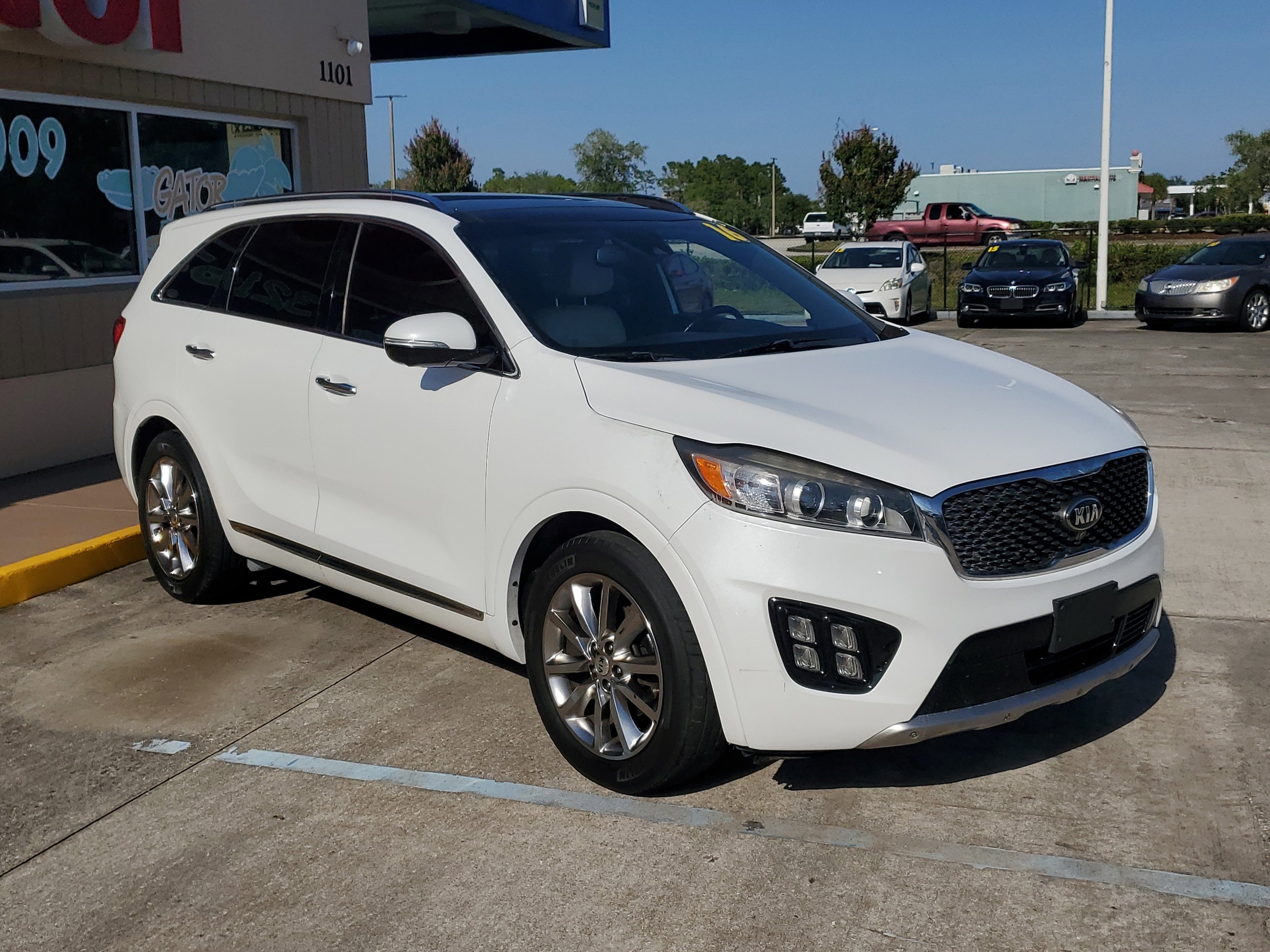 Used 2016 Kia Sorento Limited with VIN 5XYPK4A56GG007436 for sale in Melbourne, FL