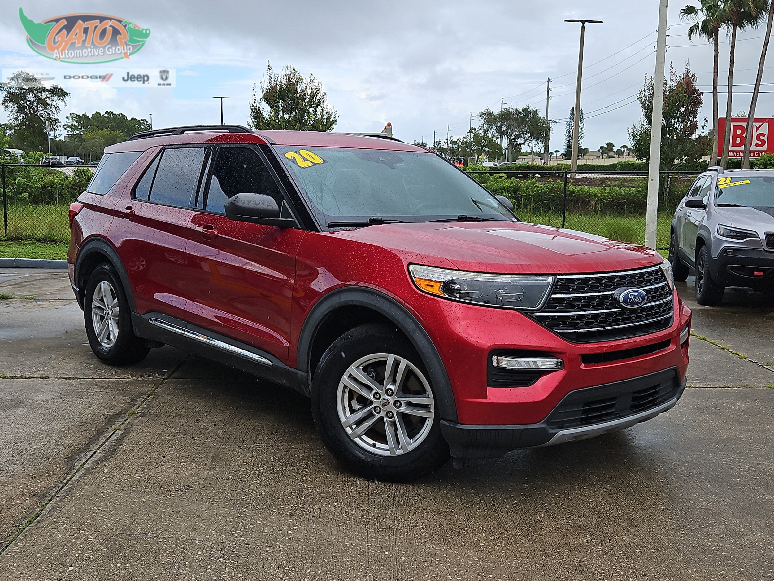 2020 Ford Explorer XLT's photo