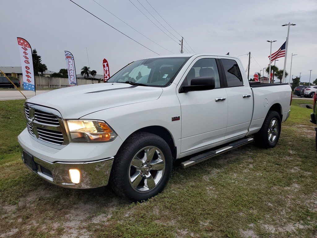 Used 2014 Ram 1500 SLT 5.7L V8 HEMI MDS VVT Truck Quad Cab