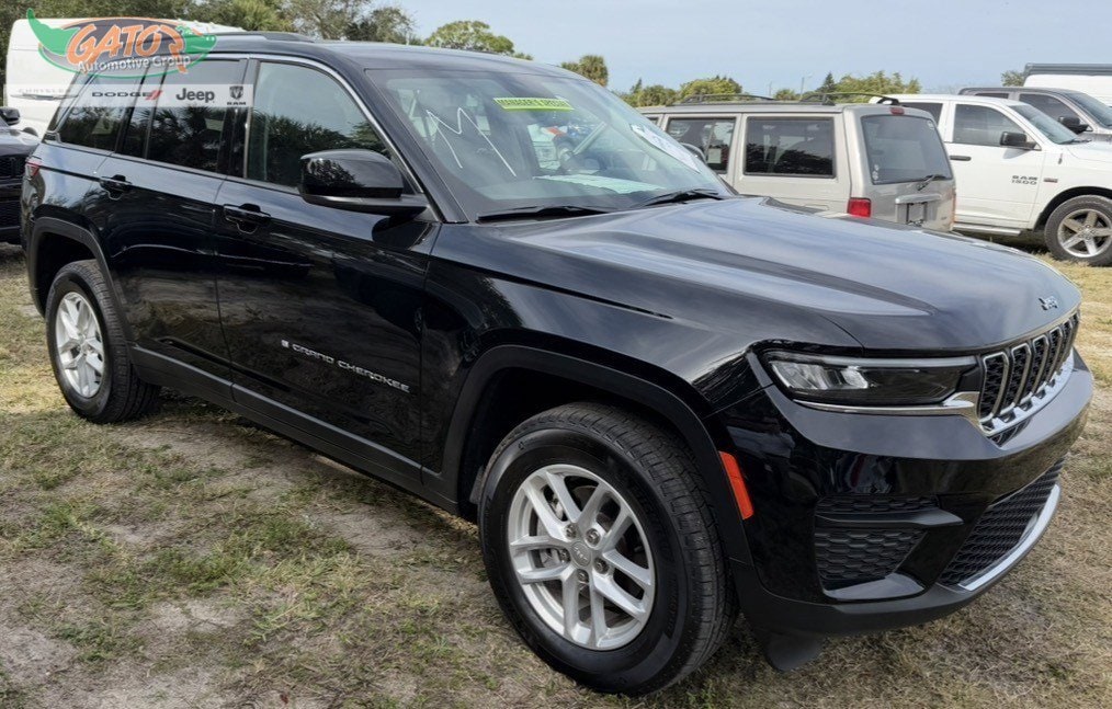2023 Jeep Grand Cherokee Laredo's photo