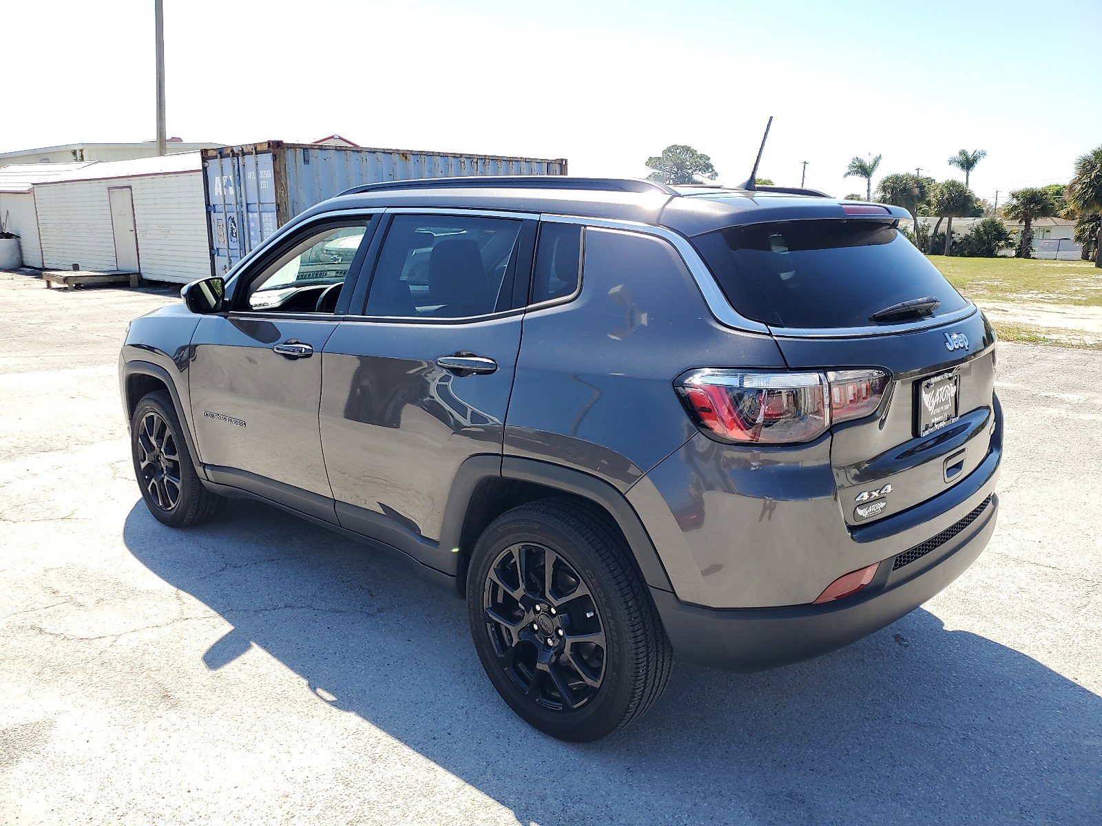 2022 Jeep Compass Latitude Lux photo 4