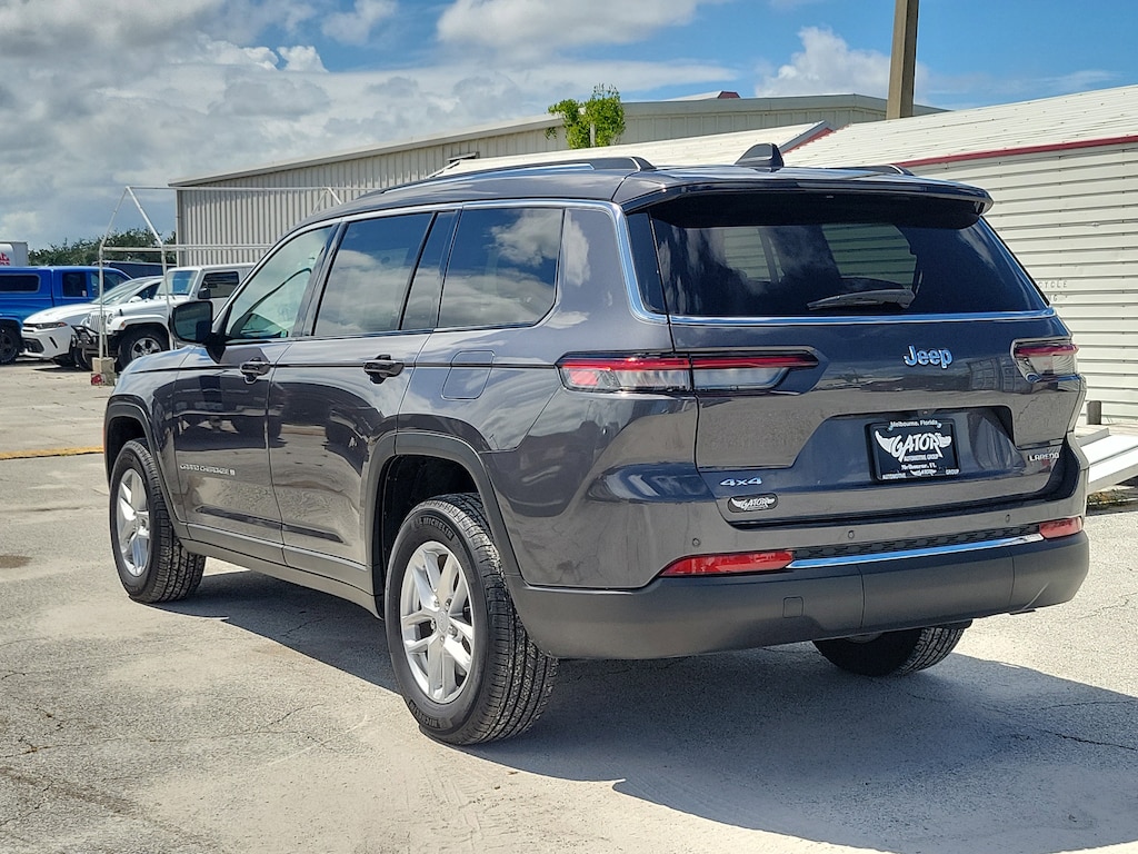 Used 2024 Jeep Grand Cherokee L Laredo SUV