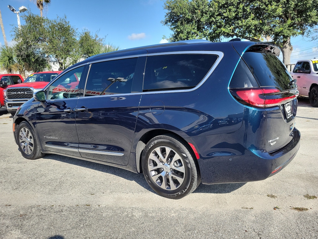Used 2024 Chrysler Pacifica Plug-In Hybrid Pinnacle Van Passenger Van