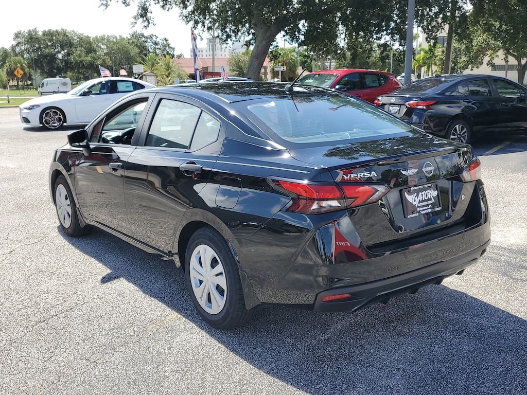 Used 2024 Nissan Versa 1.6 S Sedan