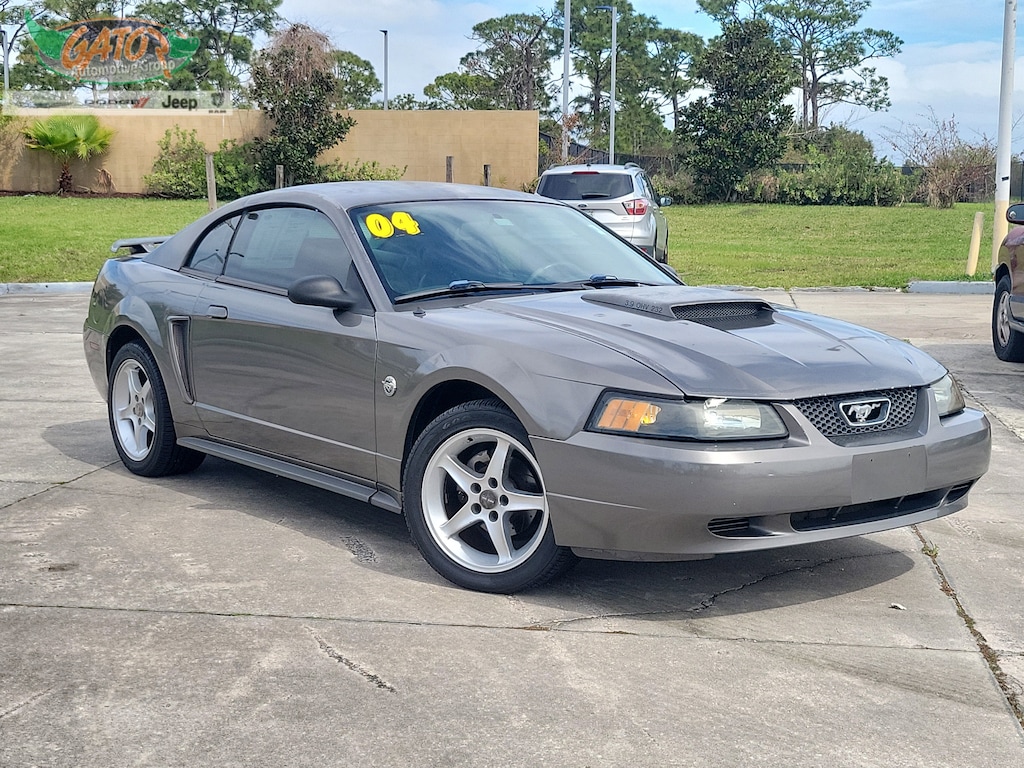 Used 2004 Ford Mustang Coupe