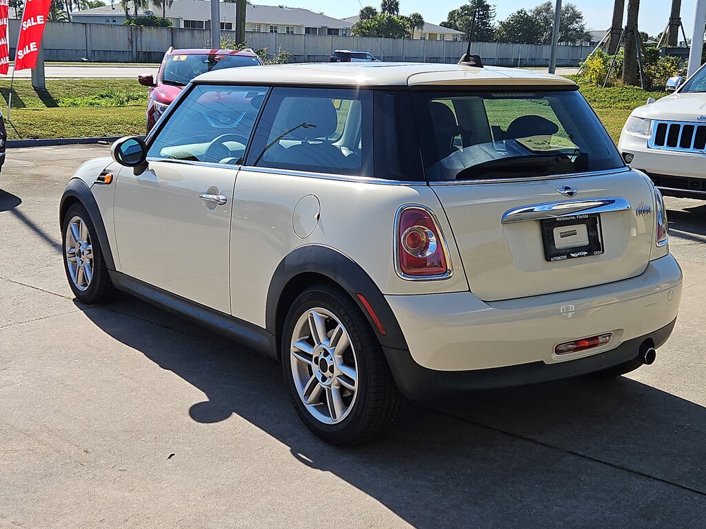 Used 2013 MINI Hardtop Cooper Hatchback