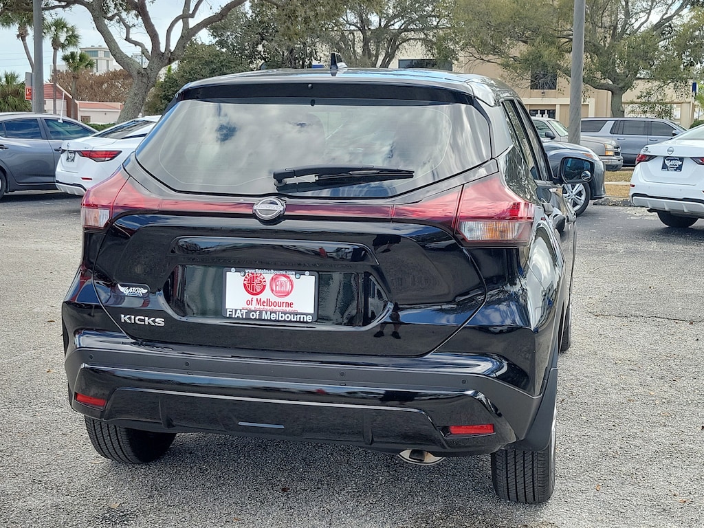 Used 2025 Nissan Kicks Play S SUV